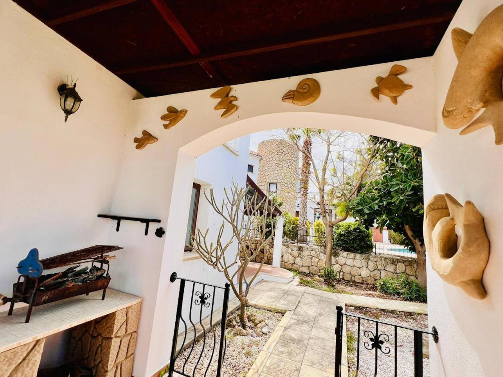 Villa Rosa By Holidaykeys Kyrenia  Exterior photo